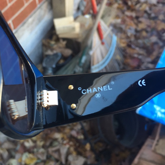 Authentic Chanel sunglasses - Picture 3 of 9